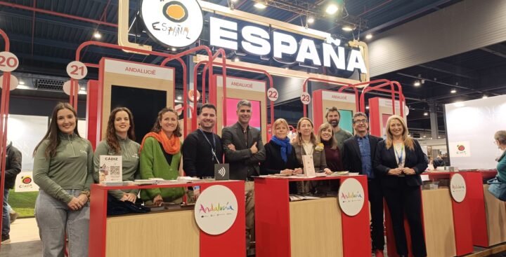 APTA PRESENTE EN LA FERIA INTERNACIONAL FIETS EN WANDELBEURS PAISES BAJOS