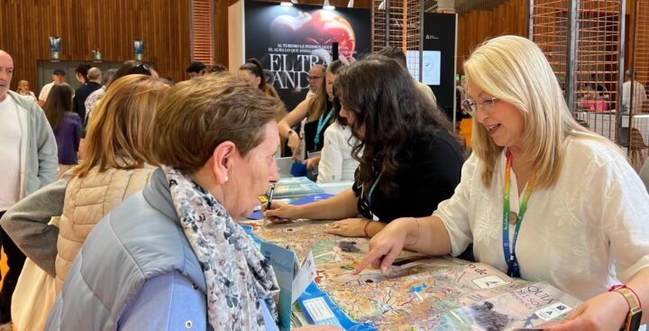 Balance positivo de la participación de APTA Axarquía Costa del Sol en Expovacaciones de Bilbao con aforo completo en sus presentaciones